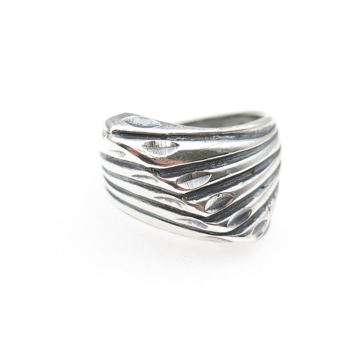 925 Sterling Silver Vintage Modernist Ribbed Oxidized Ring Size 7