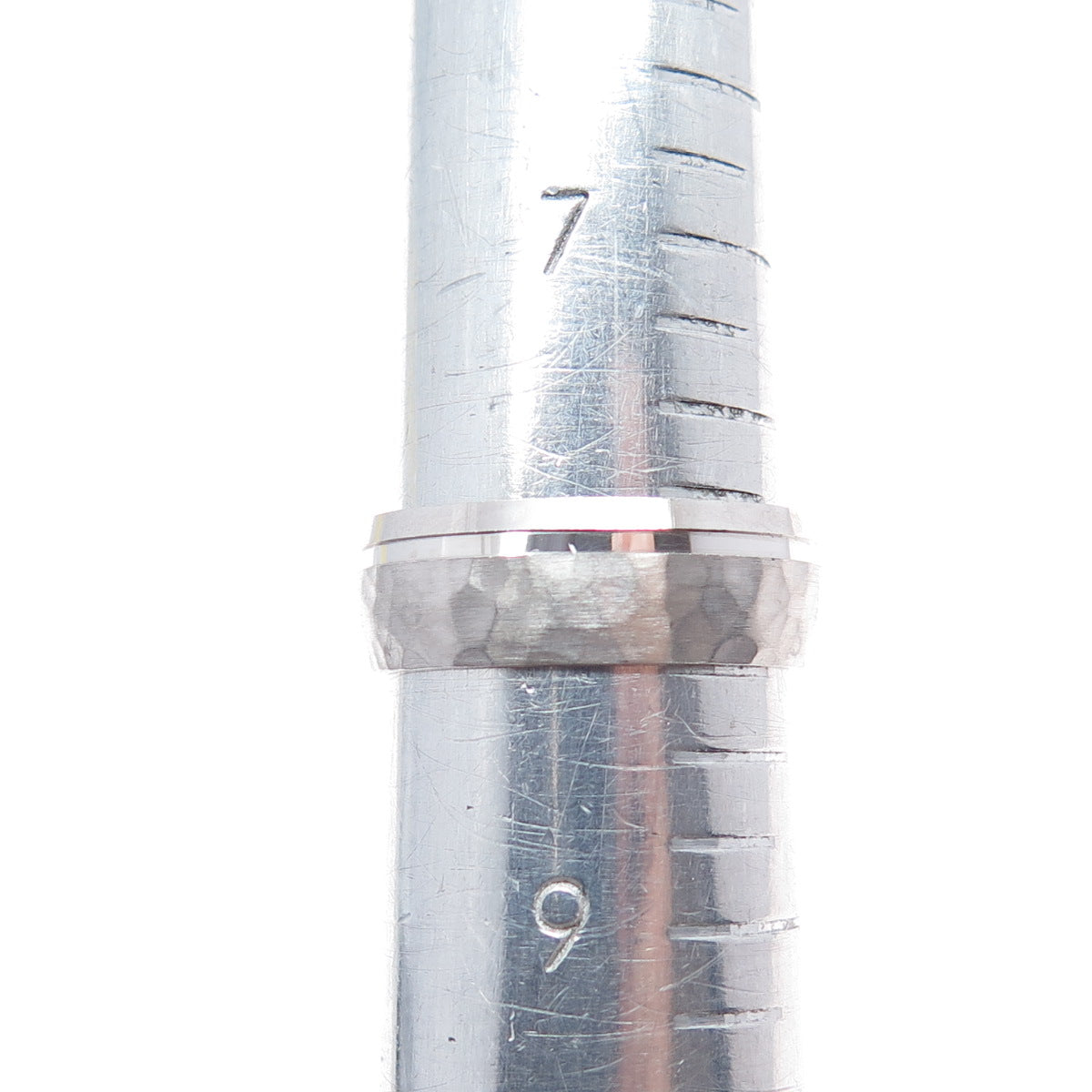925 Sterling Silver Hammered Band Ring Size 8.25