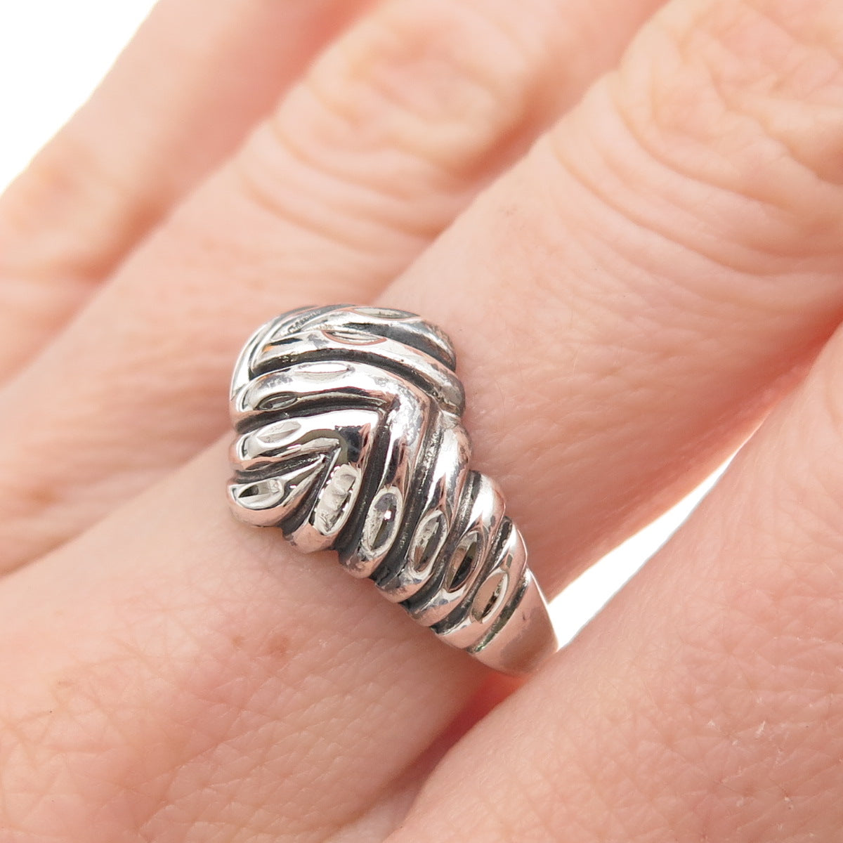 Lisa Lee Creations 925 Sterling Silver Vintage Modernist Oxidized Ring Size 7.25