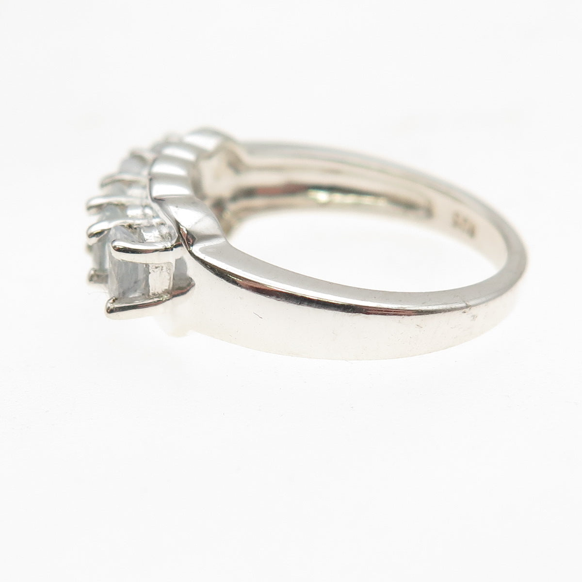 925 Sterling Silver Real Oval-Cut Blue Topaz Ring Size 6