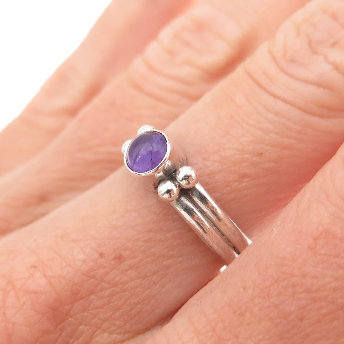 925 Sterling Silver Vintage Real Amethyst Oxidized Ring Size 6.25
