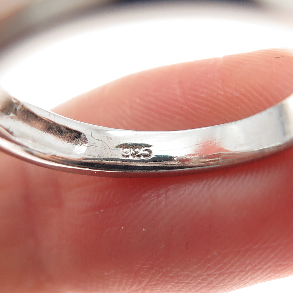 925 Sterling Silver Oval-Cut Multi-Color C Z Wavy Ring Size 7.25
