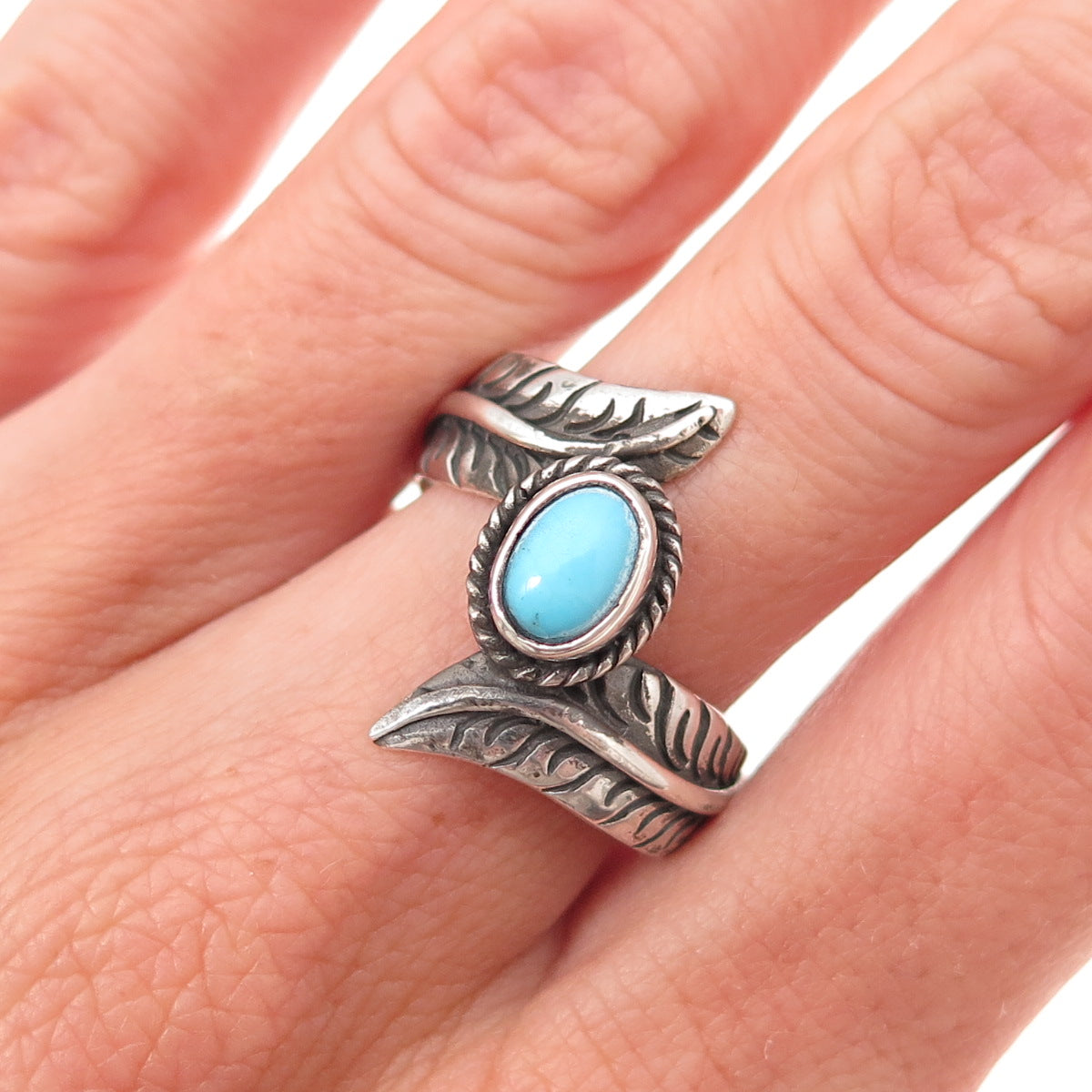 925 Sterling Silver Vintage Real Turquoise Feather Oxidized Ring Size 8.25