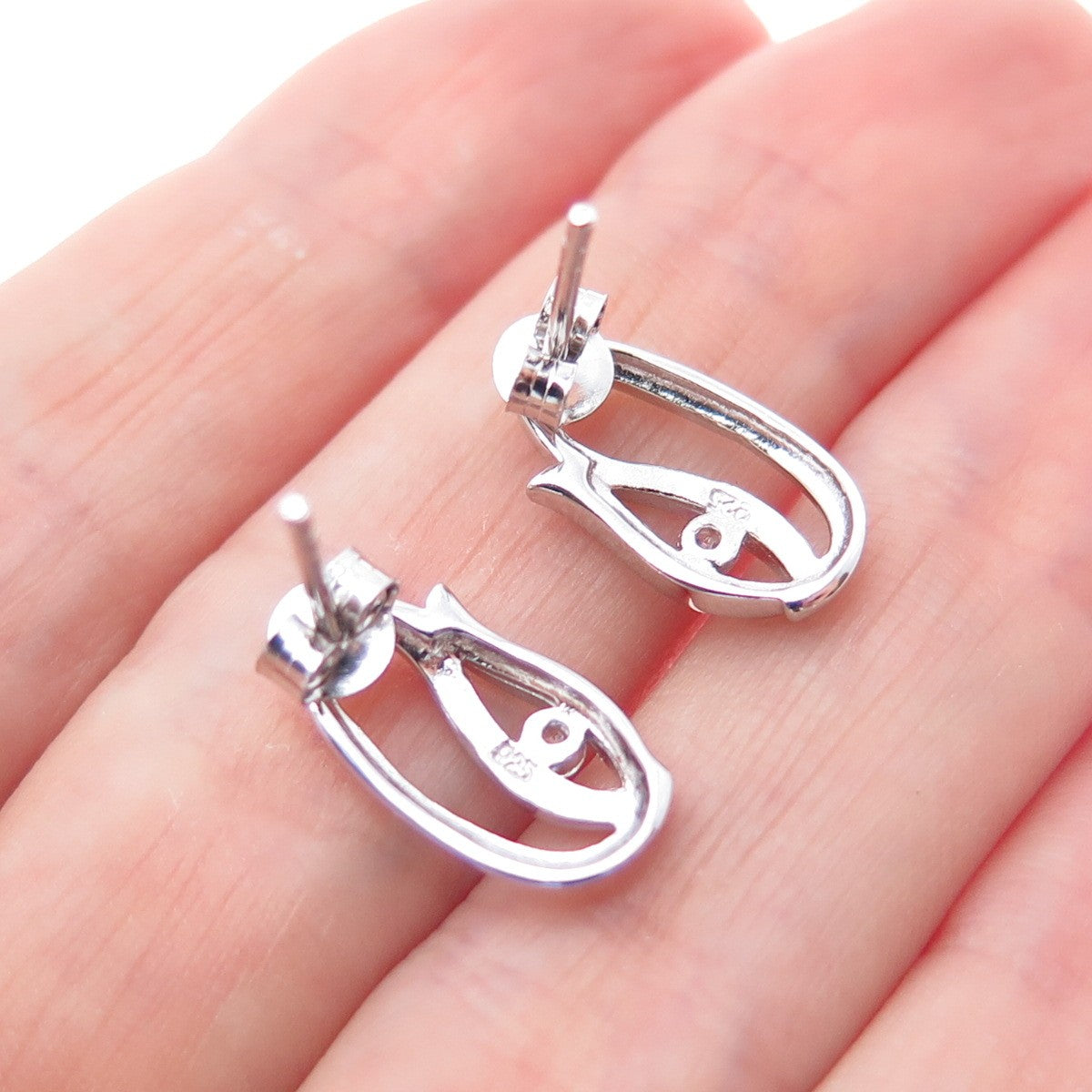 925 Sterling Silver Round-Cut C Z Floral Earrings