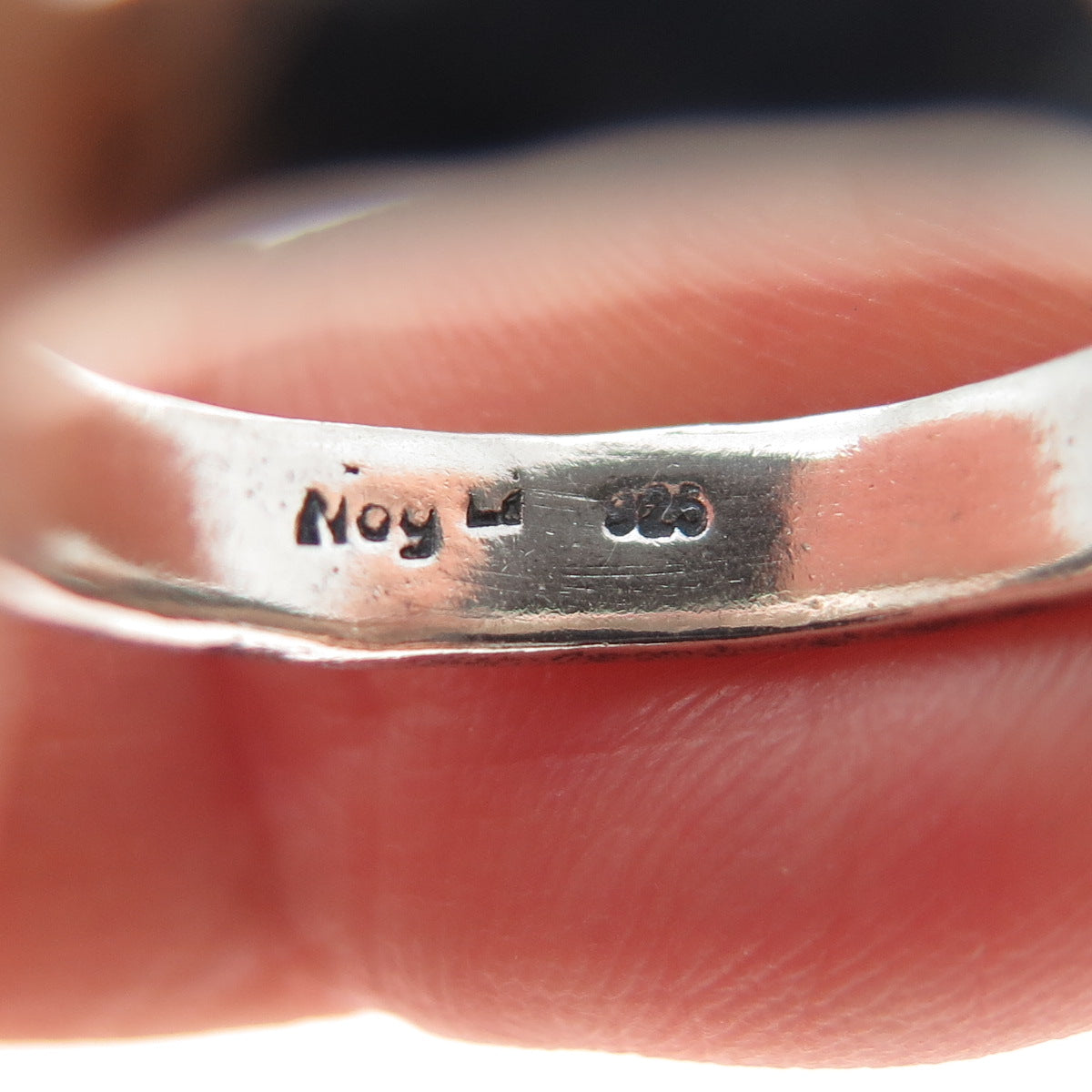 NOY LI 925 Sterling Silver Vintage Israel Hammered Oxidized Band Ring Size 7.25