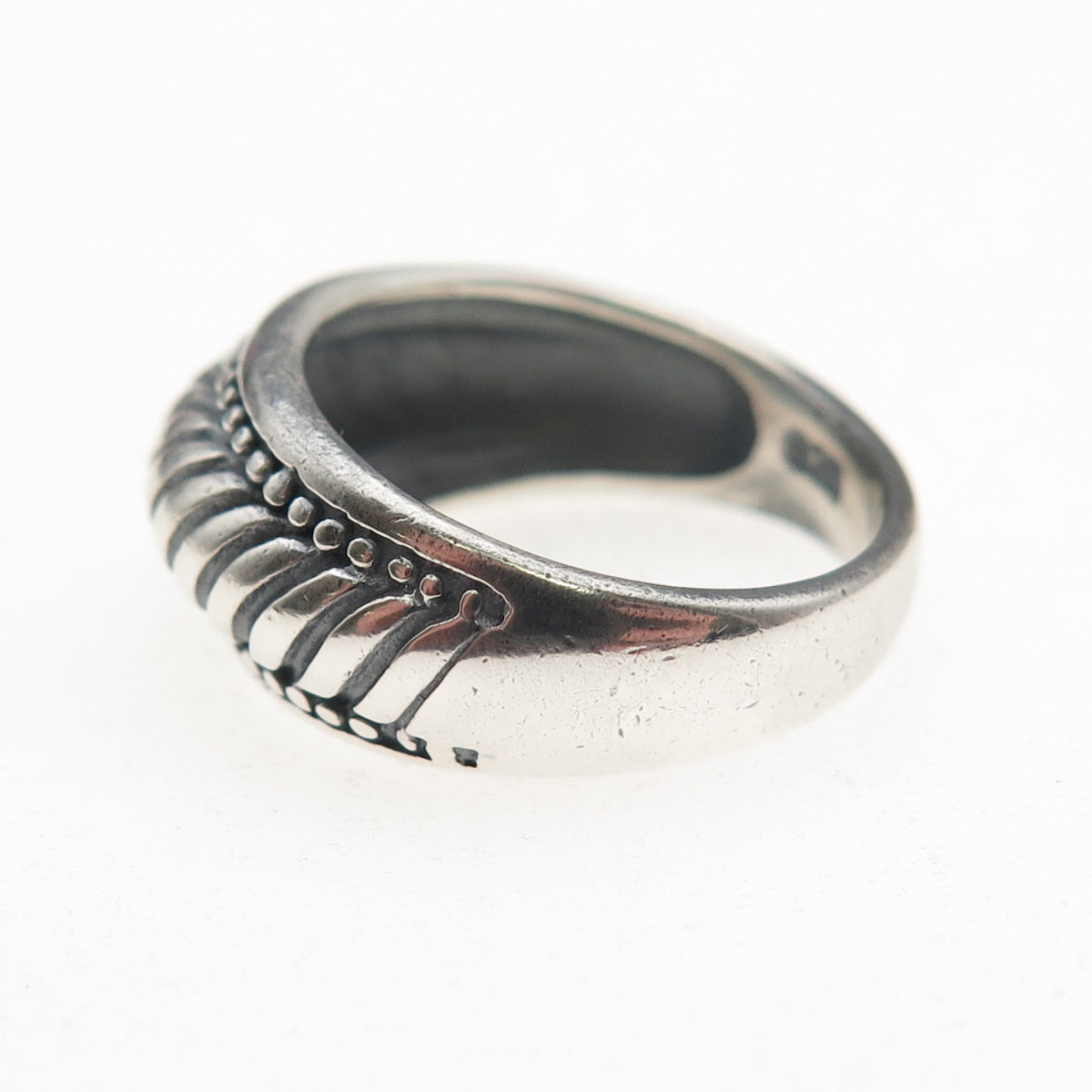 925 Sterling Silver Vintage Modernist Ribbed & Dotted Oxidized Ring Size 6