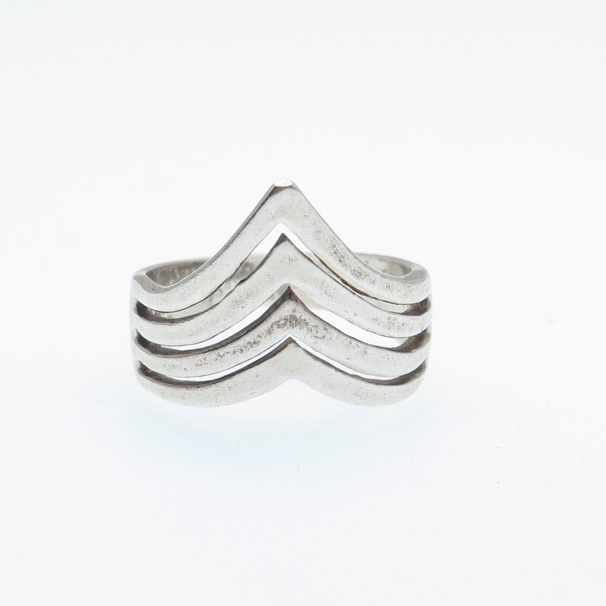 925 Sterling Silver Vintage Chevron 4-Row Oxidized Ring Size 6.25