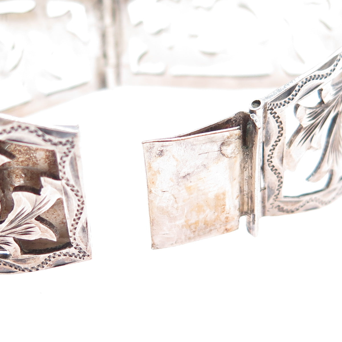 JOY 925 Sterling Silver Vintage Mexico Dragon Breath Opal Floral Bracelet 7.25"