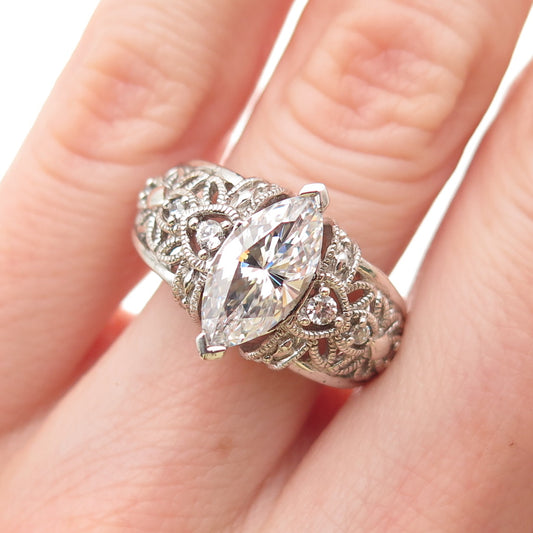 925 Sterling Silver Marquise & Round-Cut C Z Floral Ring Size 6.25