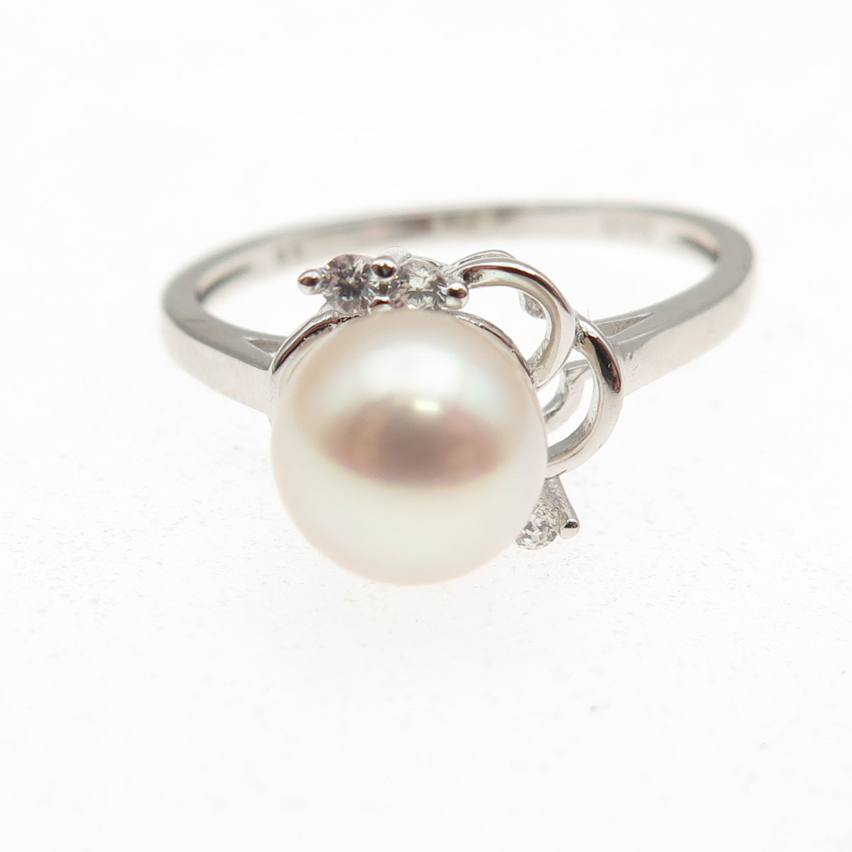 925 Sterling Silver Real Pearl & C Z Ring Size 8.75