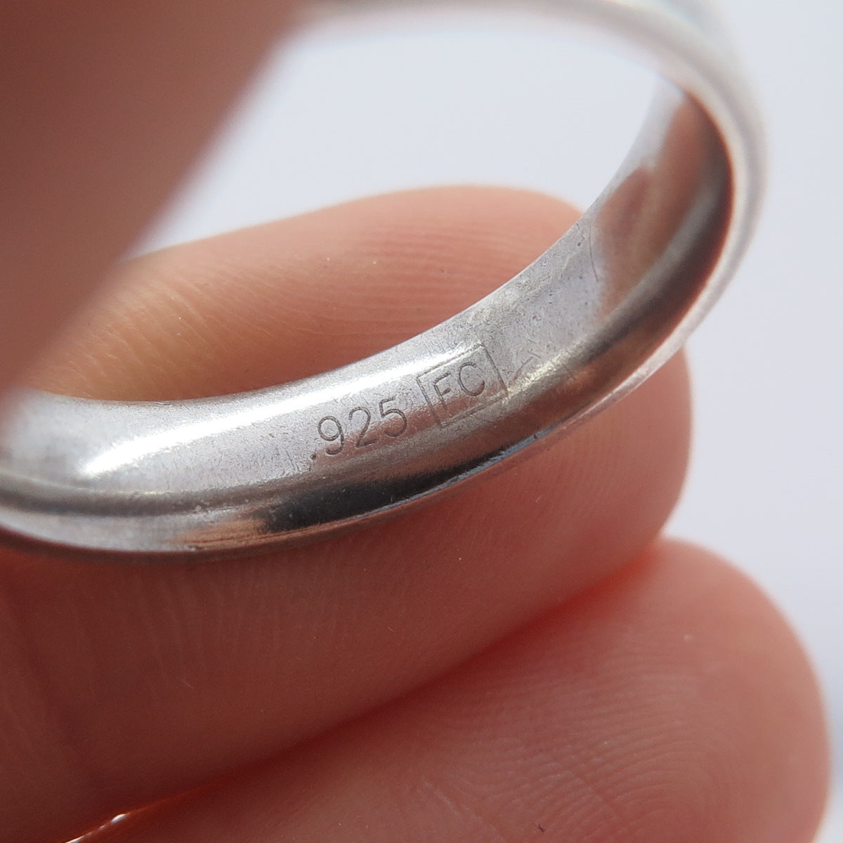 925 Sterling Silver Vintage Band Ring Size 9.75