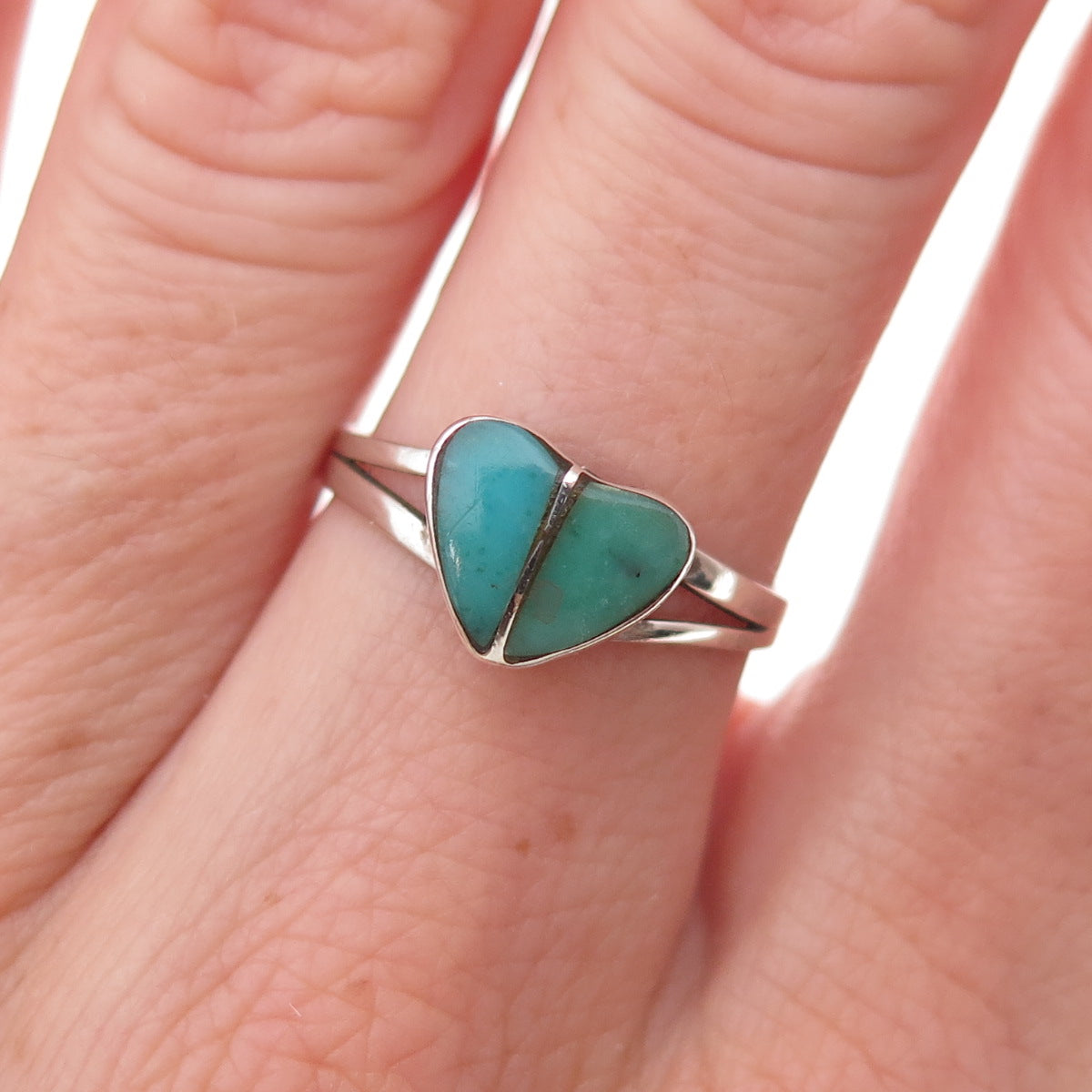 925 Sterling Silver Vintage Mexico Real Turquoise Heart Oxidized Ring Size 6.75