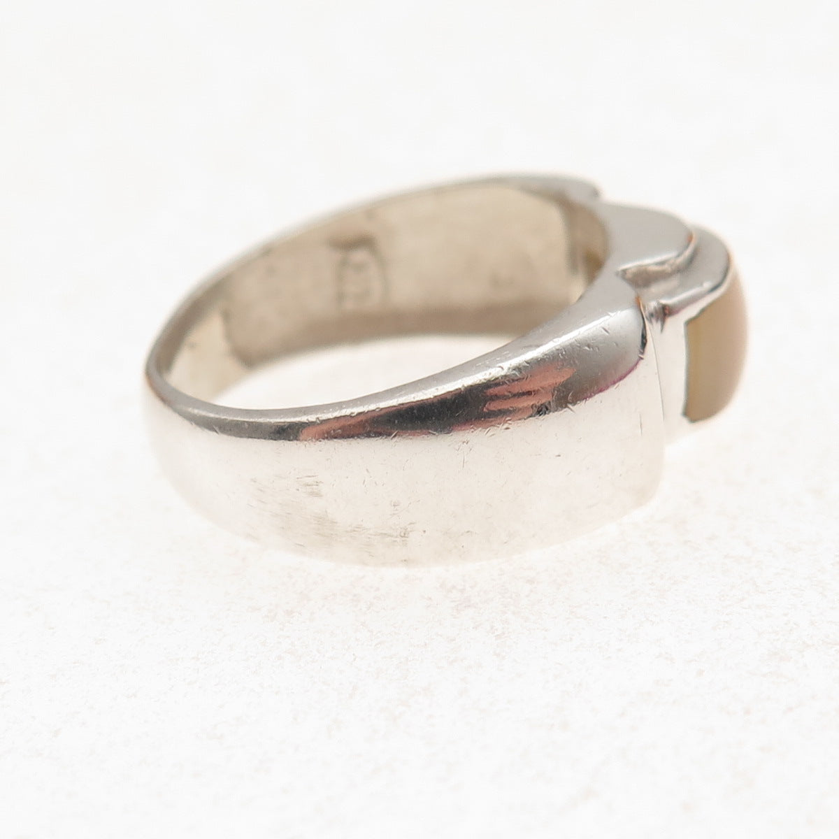 925 Sterling Silver Vintage Real MOP Modernist Oxidized Ring Size 7.25