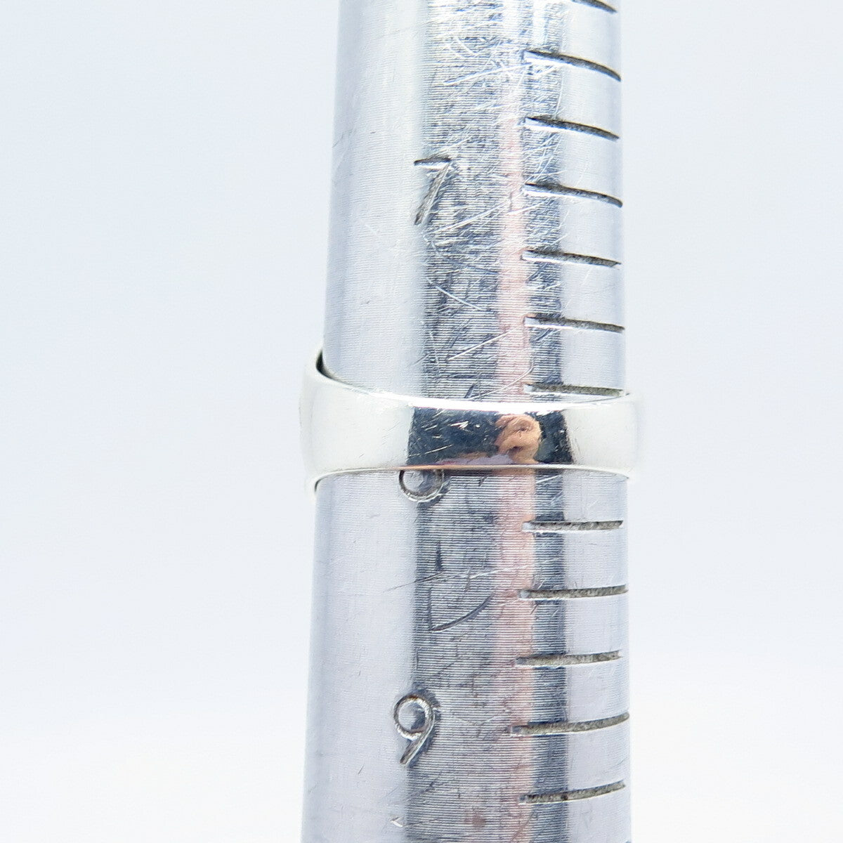 925 Sterling Silver Ribbed Ring Size 8