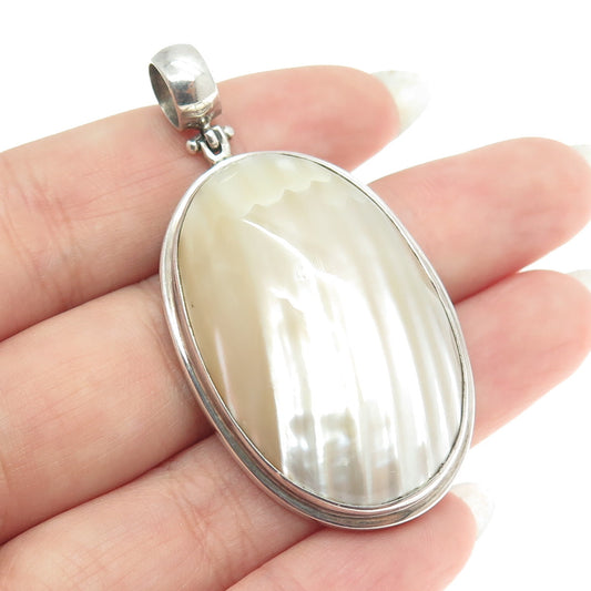 925 Sterling Silver Vintage Real Mother-of-Pearl Oval Pendant