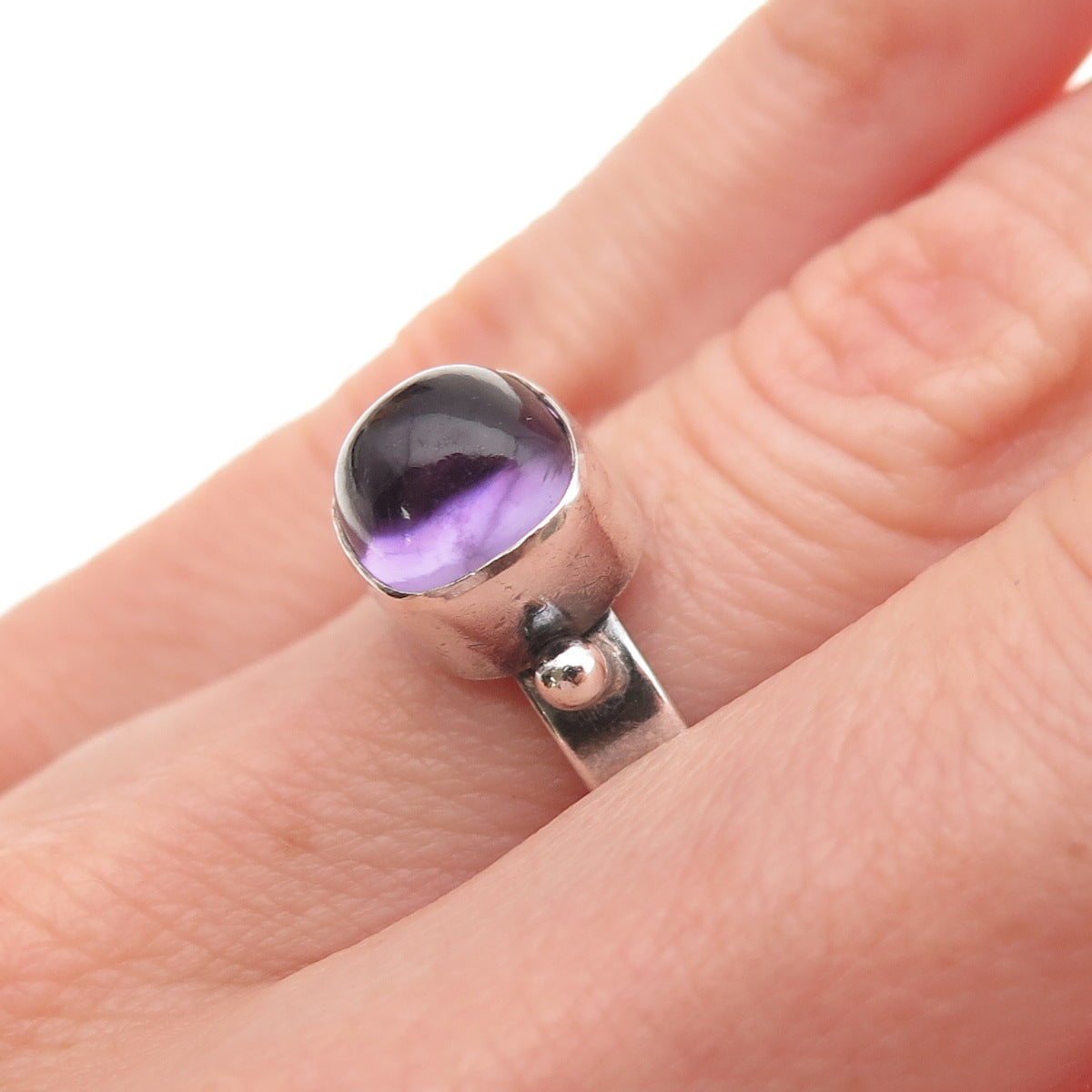 925 Sterling Silver Vintage Real Amethyst Modernist Oxidized Ring Size 5