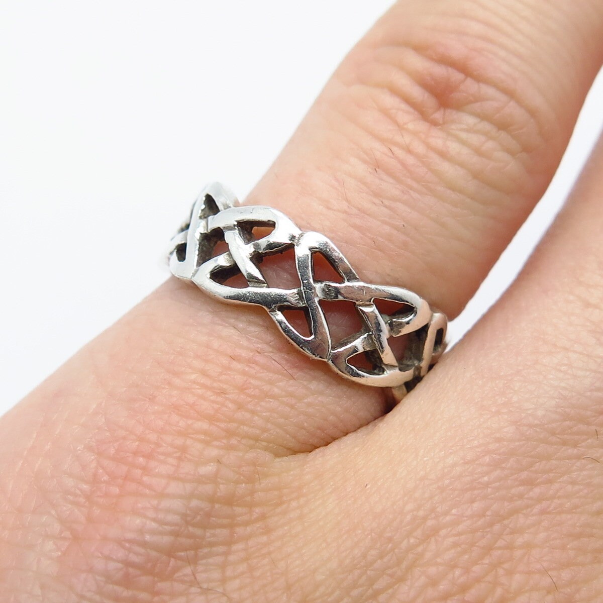 925 Sterling Silver Vintage Celtic Band Ring Size 6