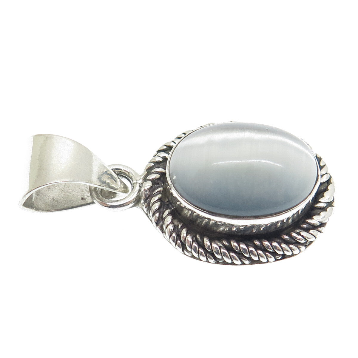 925 Sterling Silver Vintage Mexico Fiber Optic Cat's Eye Twisted Oval Pendant