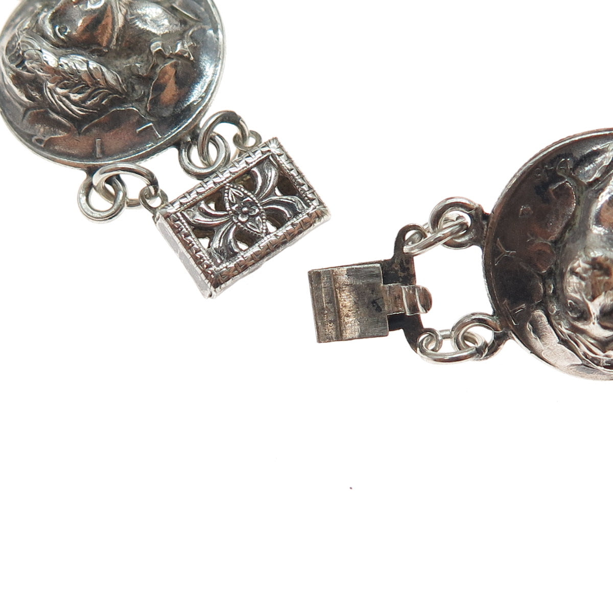 925 & 900 Silver Antique 1916-1945 One Mercury Dime Repousse Coin Bracelet 7.25"