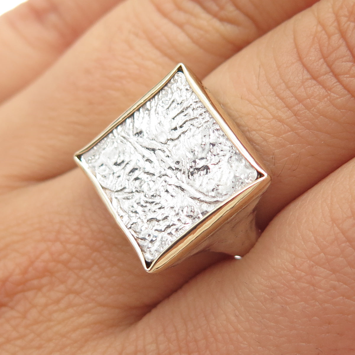 TALMA 925 Sterling Silver 14K Gold Vintage Israel Modernist Hammered Ring Size 7