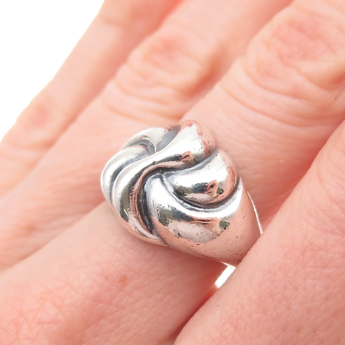 925 Sterling Silver Vintage Modernist Oxidized Ring Size 6.25