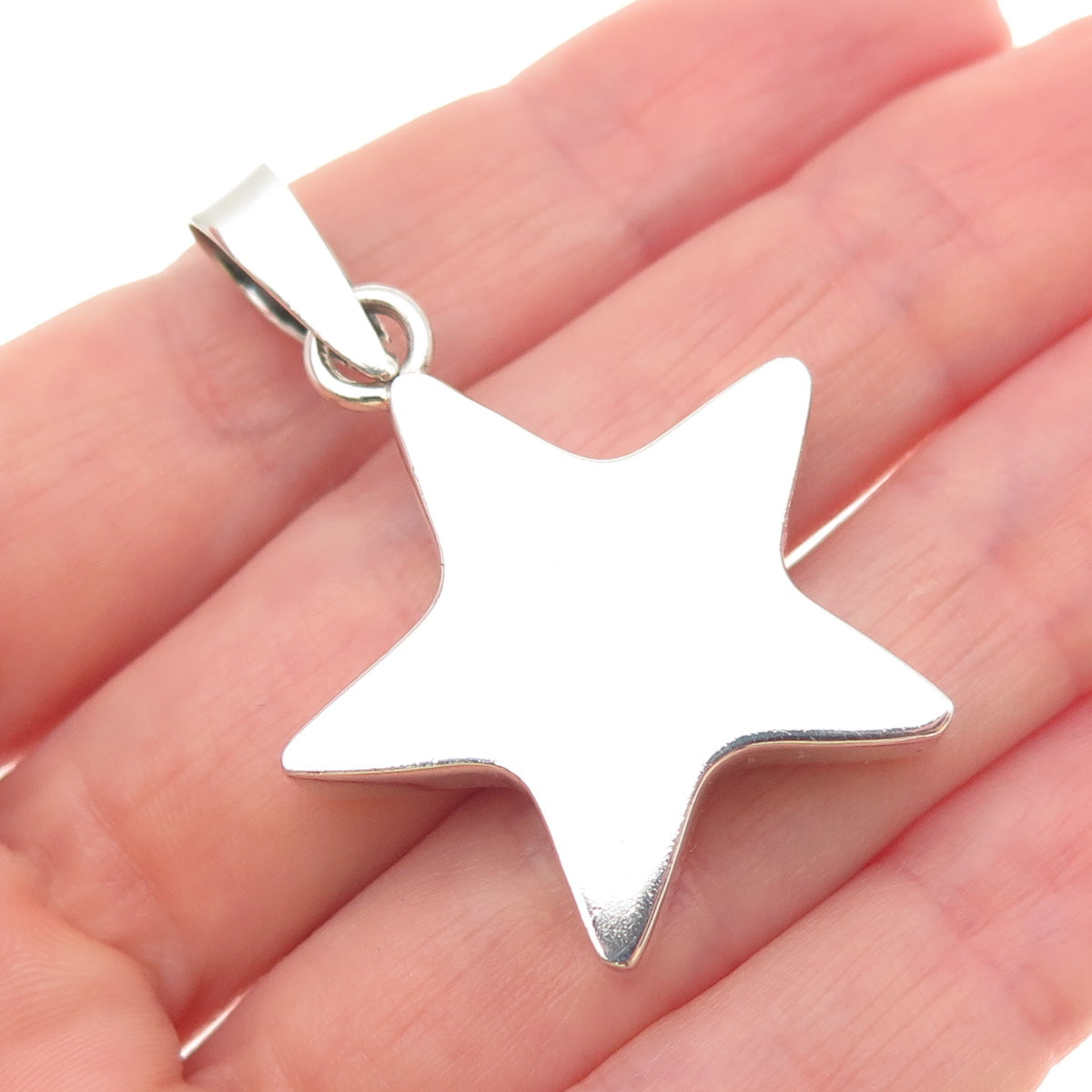 925 Sterling Silver Vintage Star Pendant