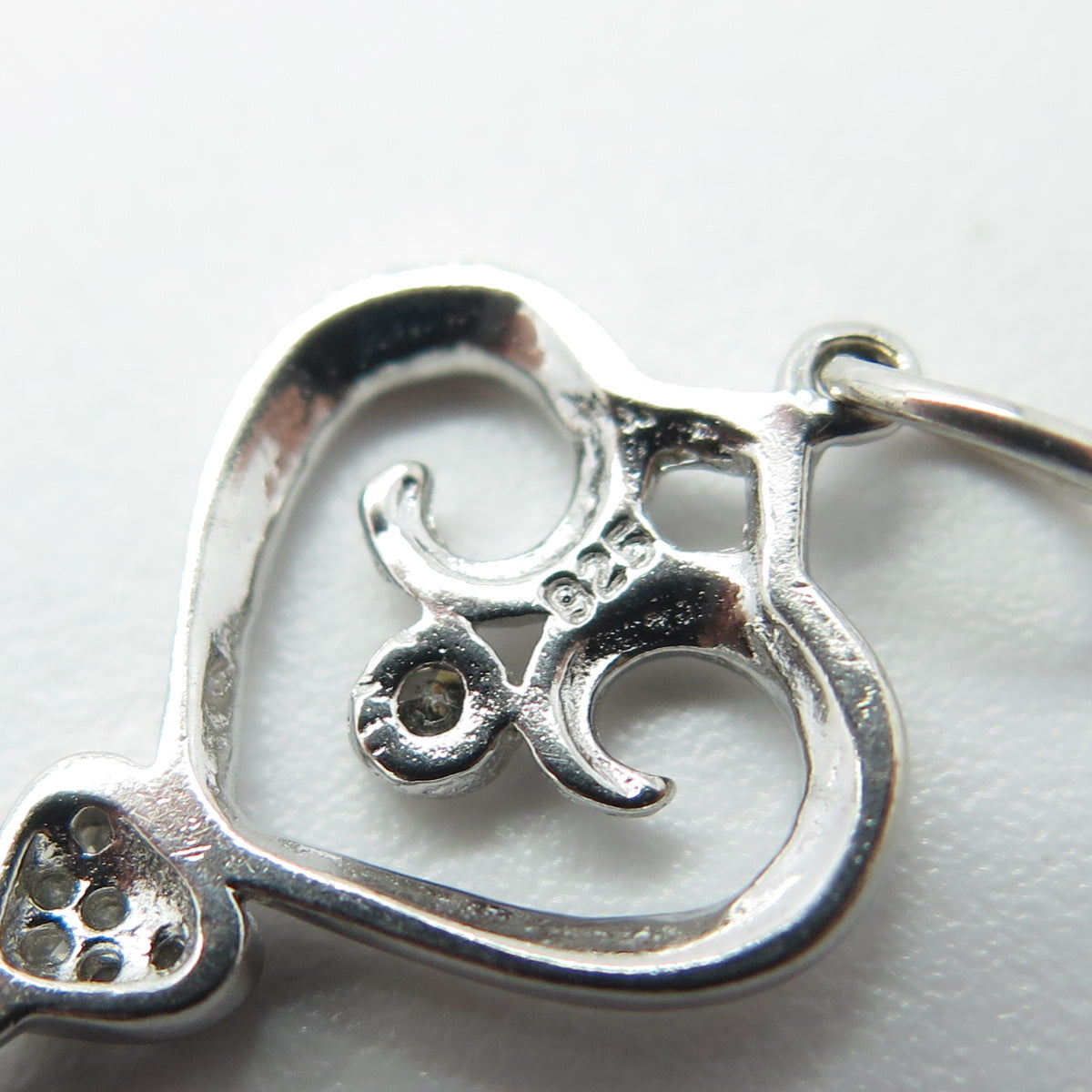 925 Sterling Silver Real Round-Cut White Diamond Heart Key Pendant