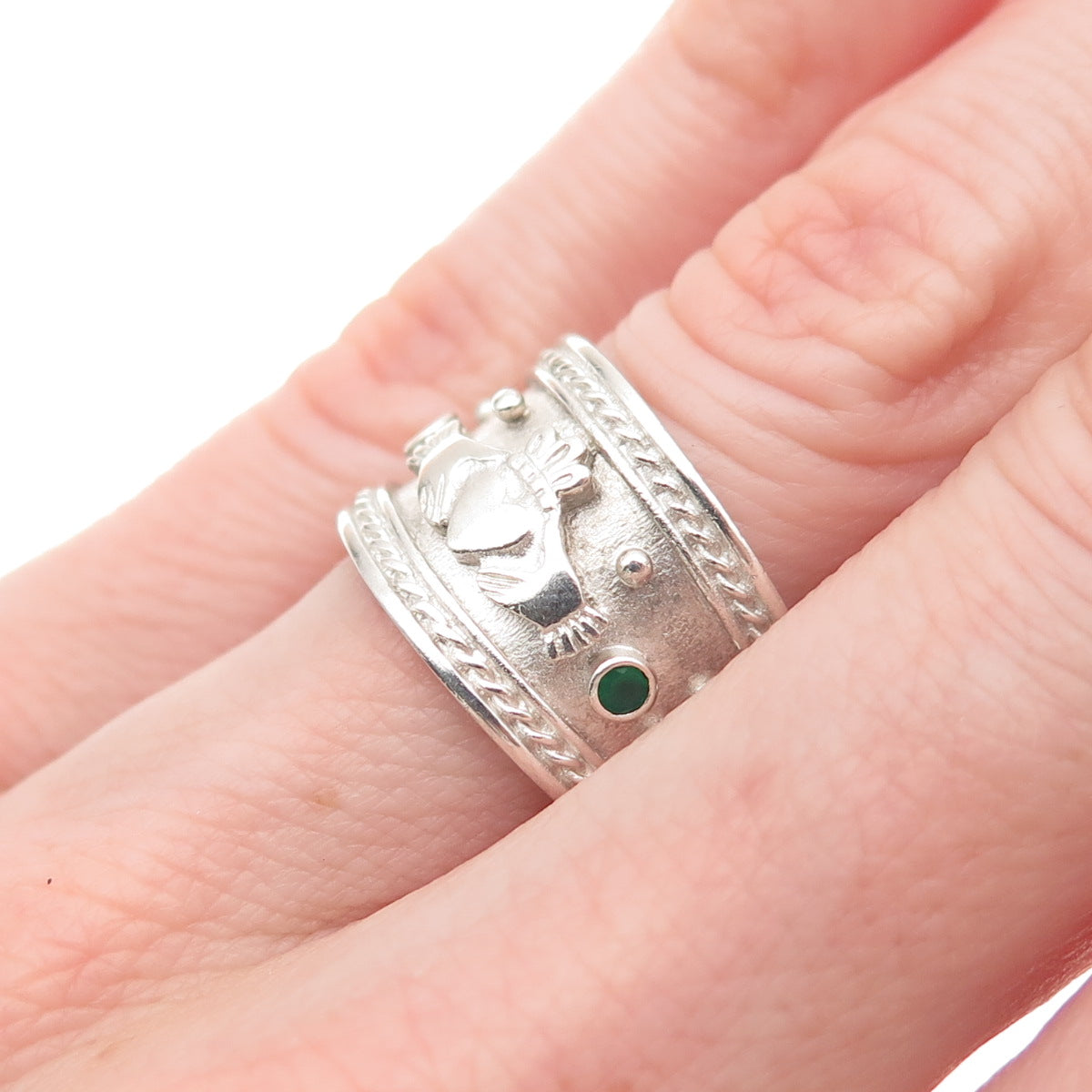 925 Sterling Vintage JB Ireland Real Green Chalcedony Claddagh Ring Size 6