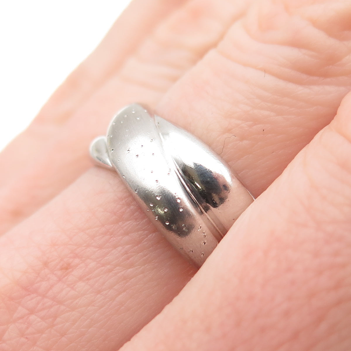 925 Sterling Silver Vintage Modernist Crisscross Oxidized Ring Size 7