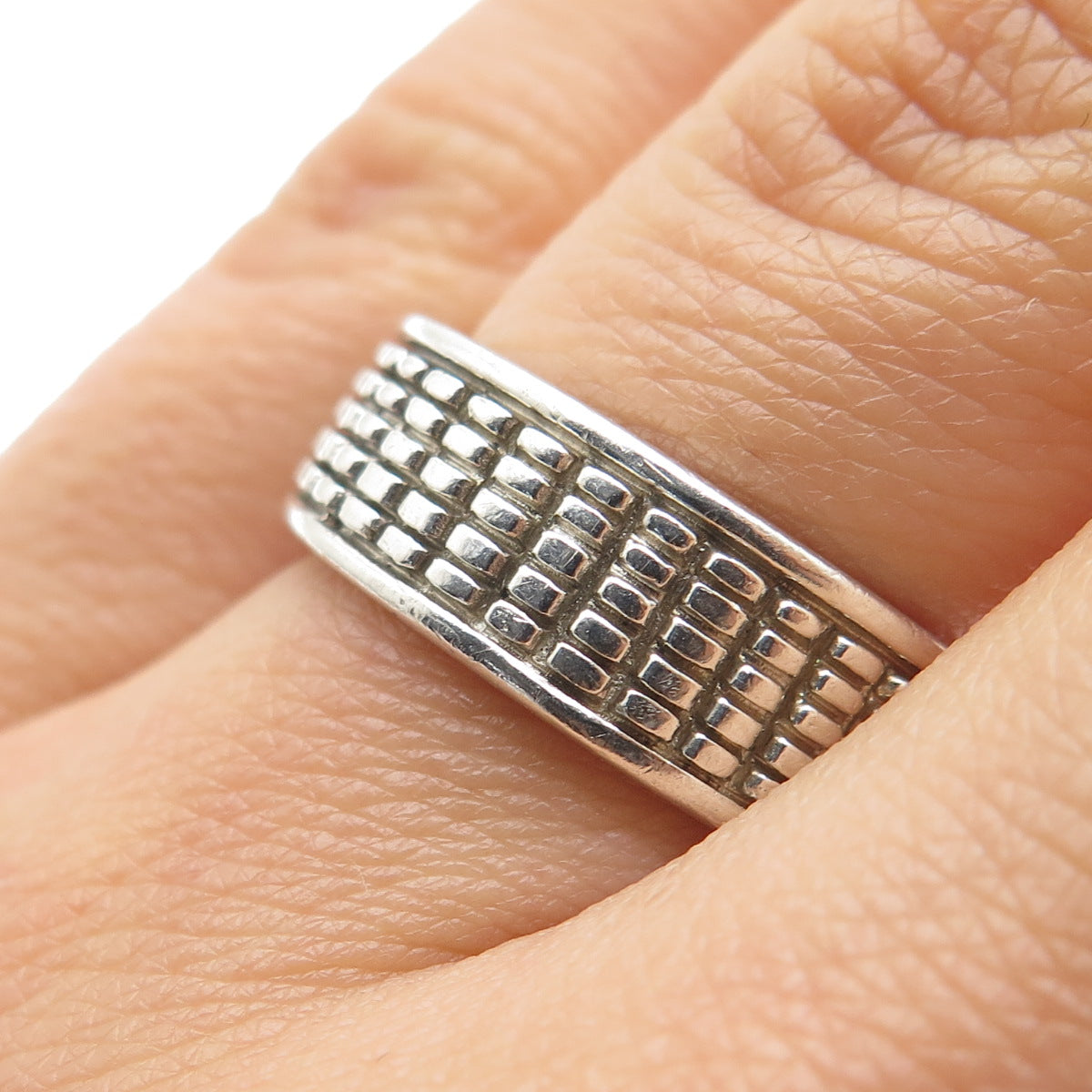 925 Sterling Silver Vintage Oxidized Band Ring Size 7