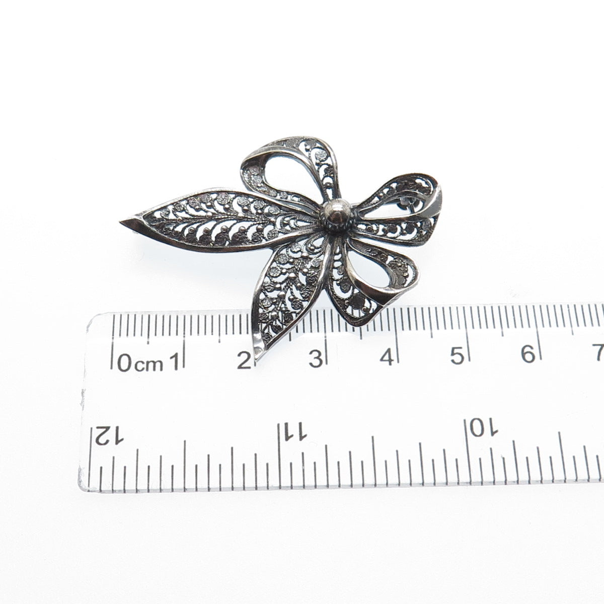 935 Silver Vintage Filigree Ribbon Bow Oxidized Pin Brooch
