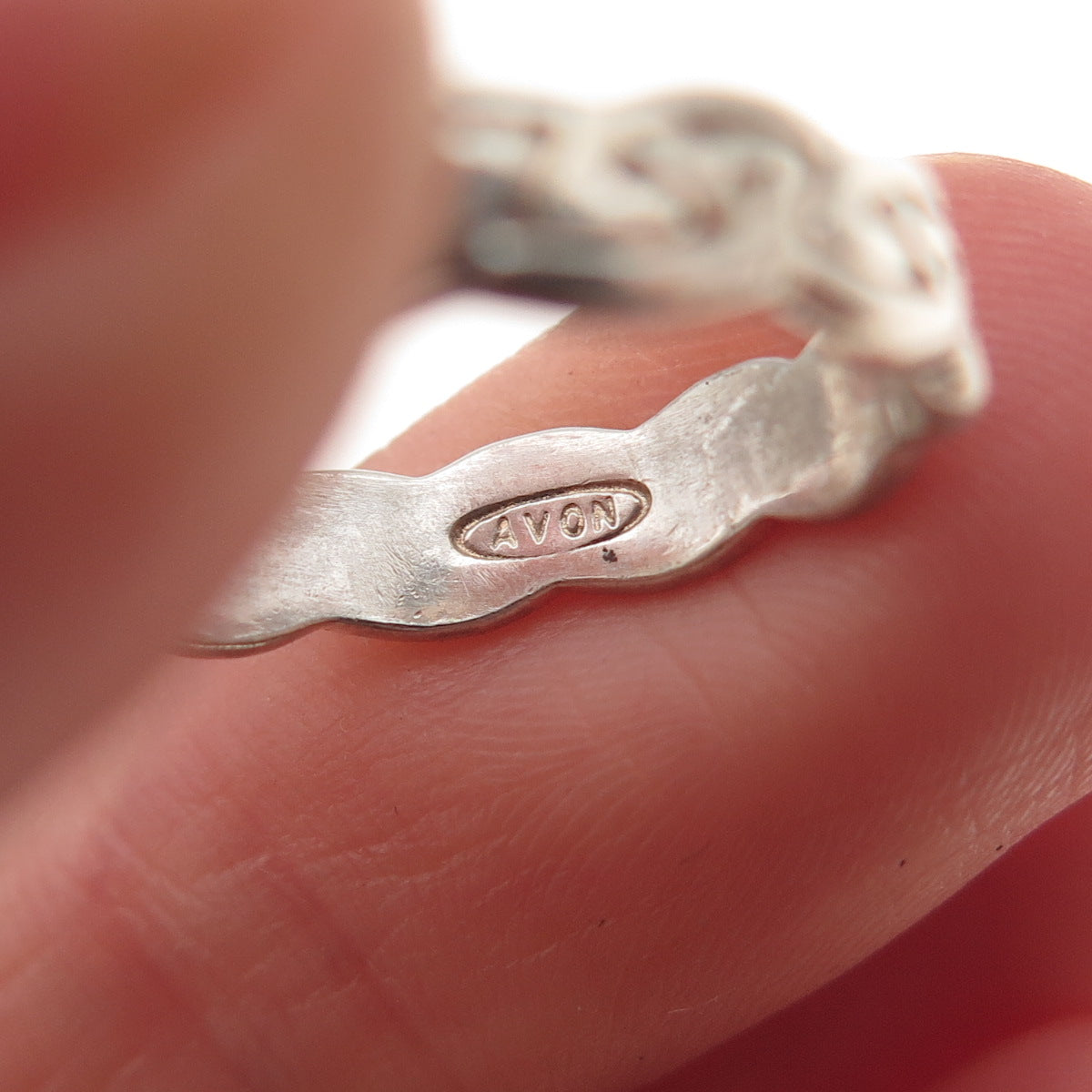Avon 925 Sterling Silver Vintage Celtic Knot Oxidized Band Ring Size 6.25