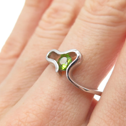 925 Sterling Silver Real Round-Cut Peridot Modernist Heart Ring Size 7