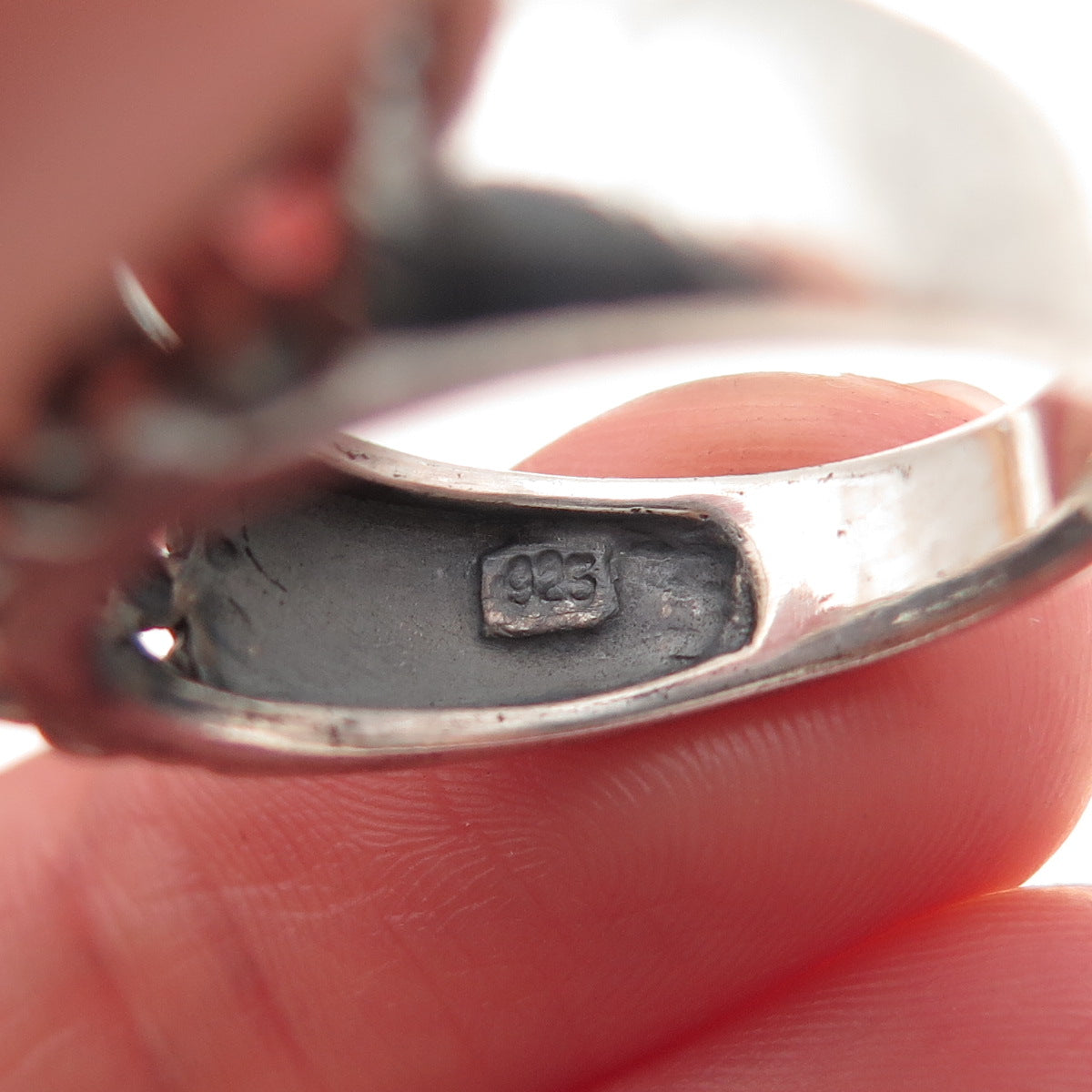 925 Sterling Silver Vintage Modernist X-Shape Oxidized Ring Size 8.75