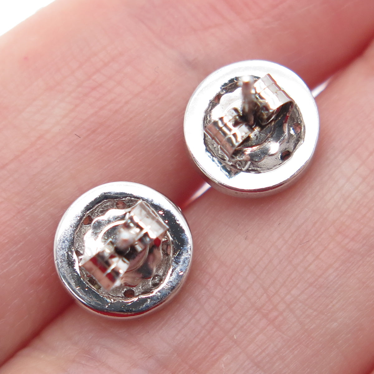 925 Sterling Silver Round-Cut Shaped C Z Sparkle Stud Earrings