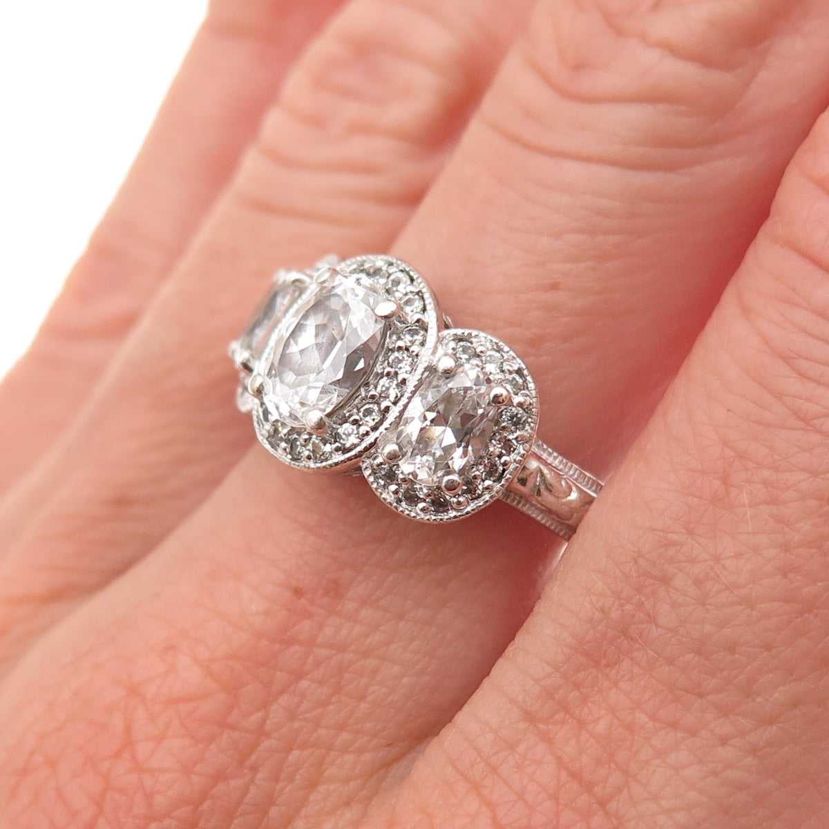 Tacori 925 Sterling Silver Oval & Round-Cut C Z Bloom with Love Ring Size 8