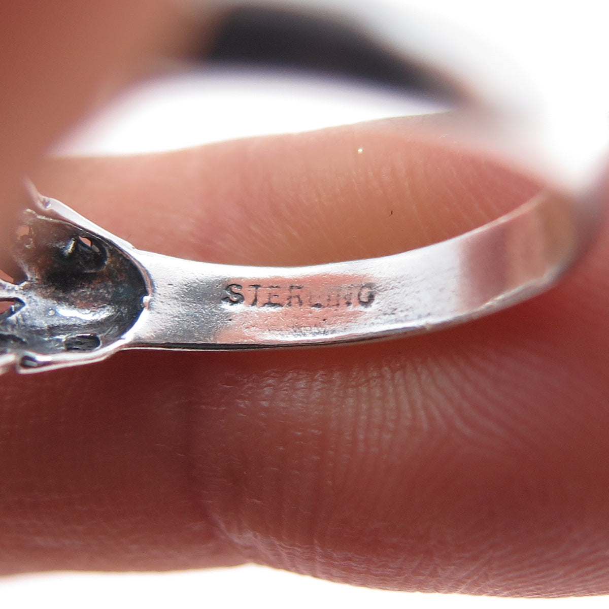 SHUBE 925 Sterling Silver Vintage Real Turquoise Heart Oxidized Ring Size 7.25