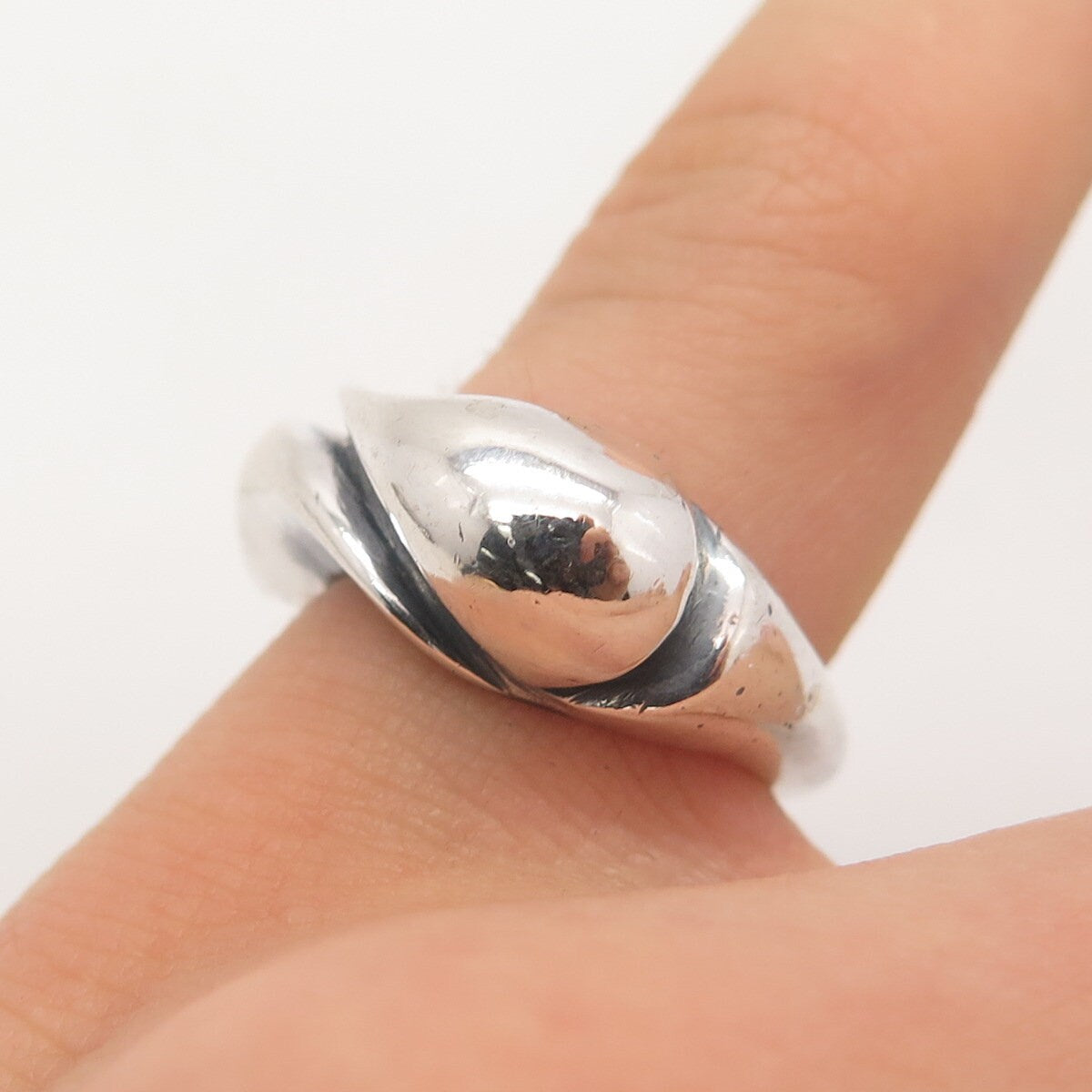 925 Sterling Silver Vintage Twisted Ring Size 5.5