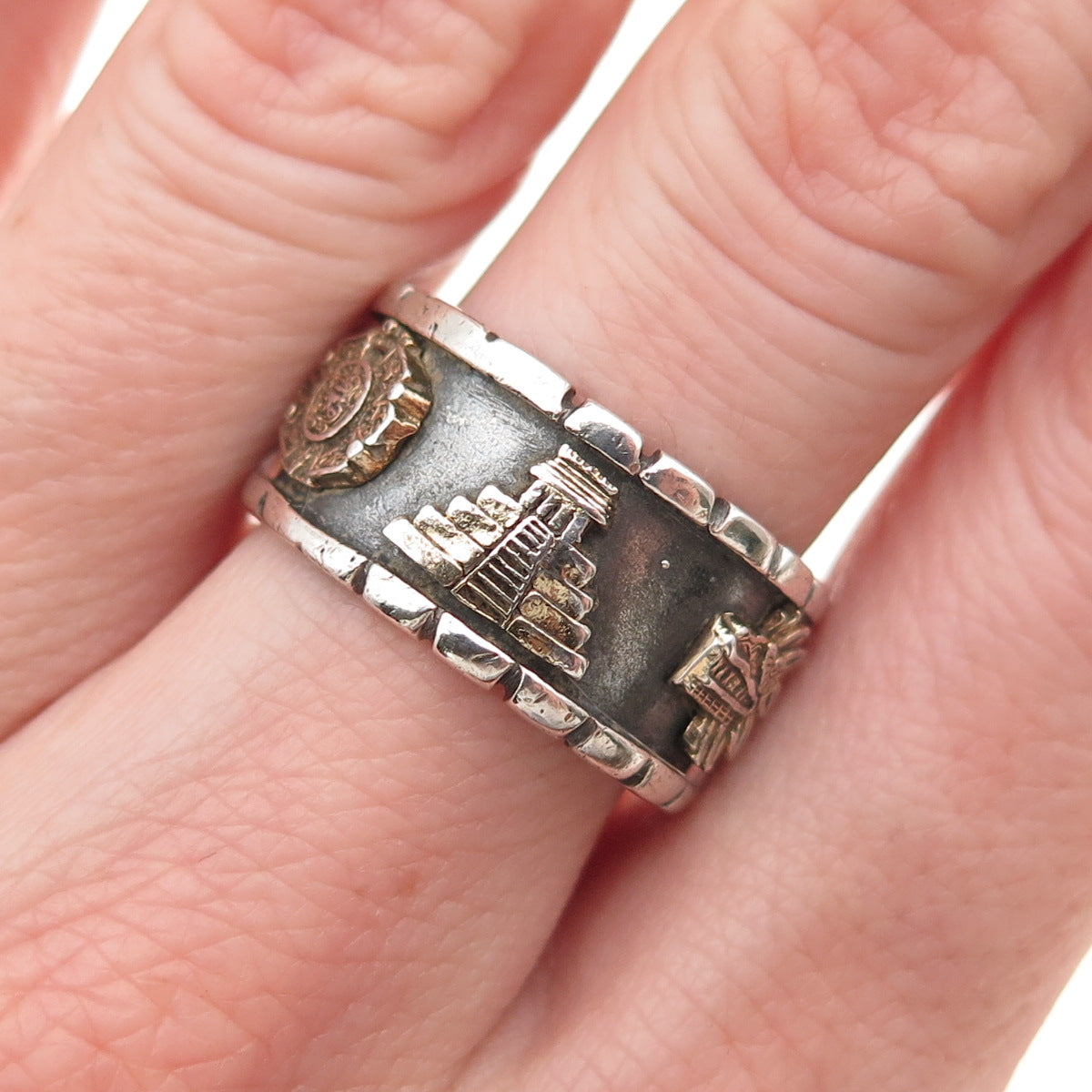 925 Sterling Silver 2-Tone Vintage Mayan Oxidized Band Ring Size 8.5