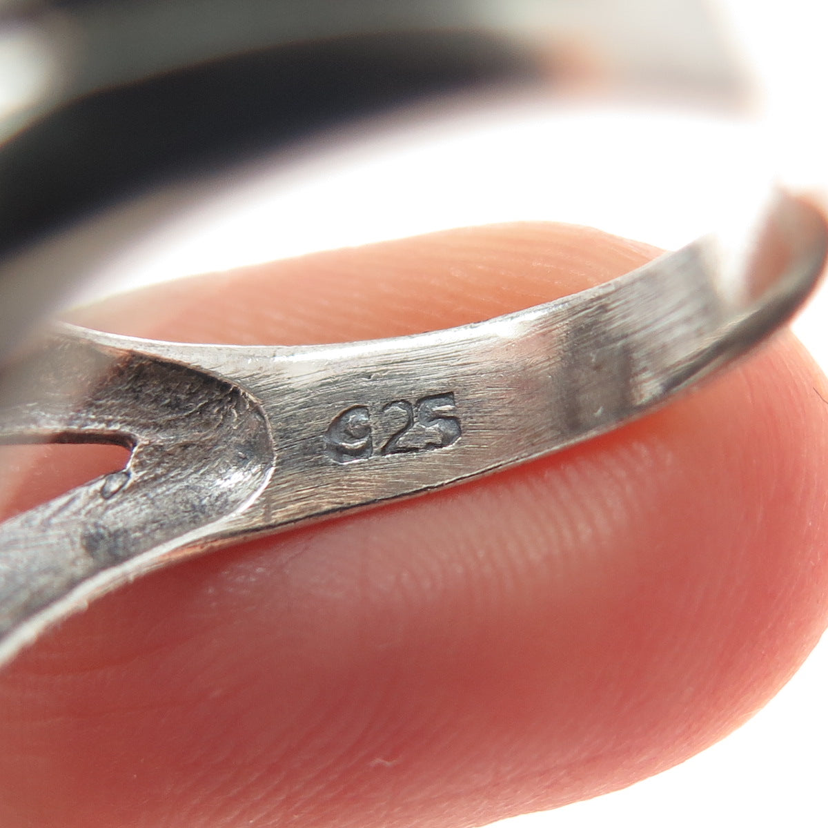 925 Sterling Silver Vintage Modernist Oxidized Ring Size 8.25