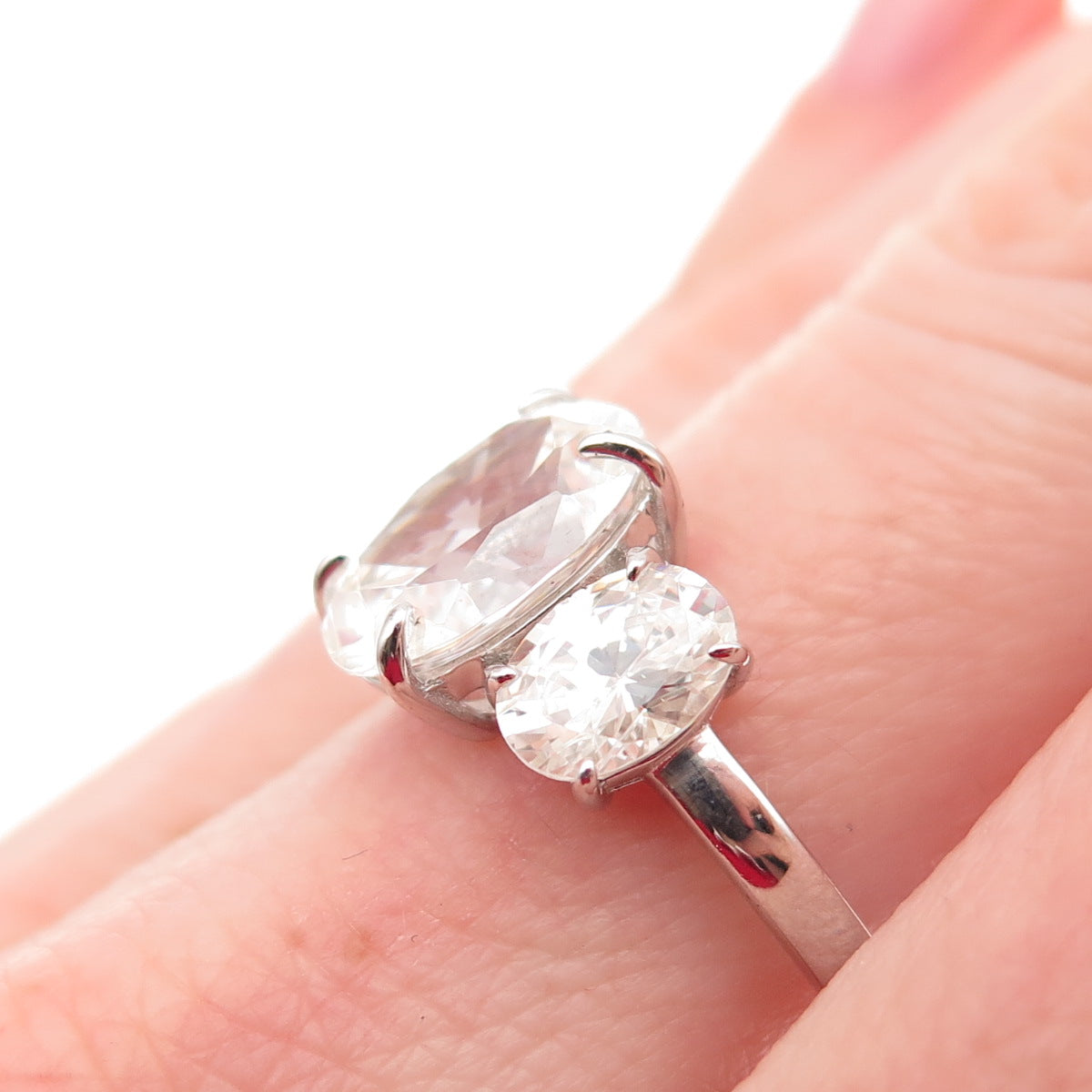 DSMK 925 Sterling Silver Oval-Cut C Z Engagement Ring Size 7.25