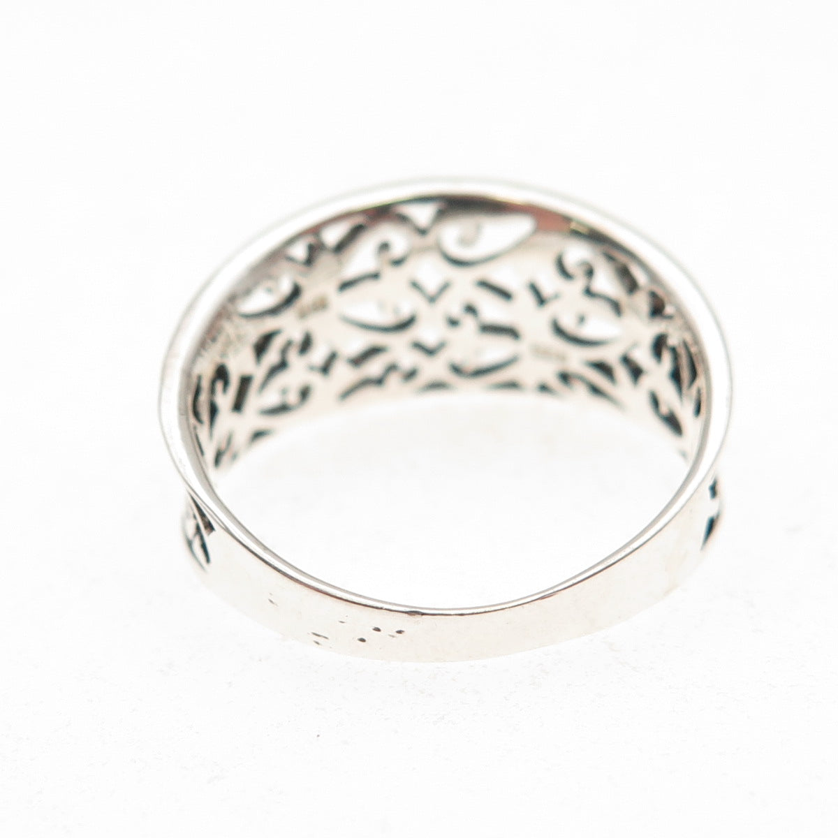 925 Sterling Silver Heart Ornate Oxidized Ring Size 8