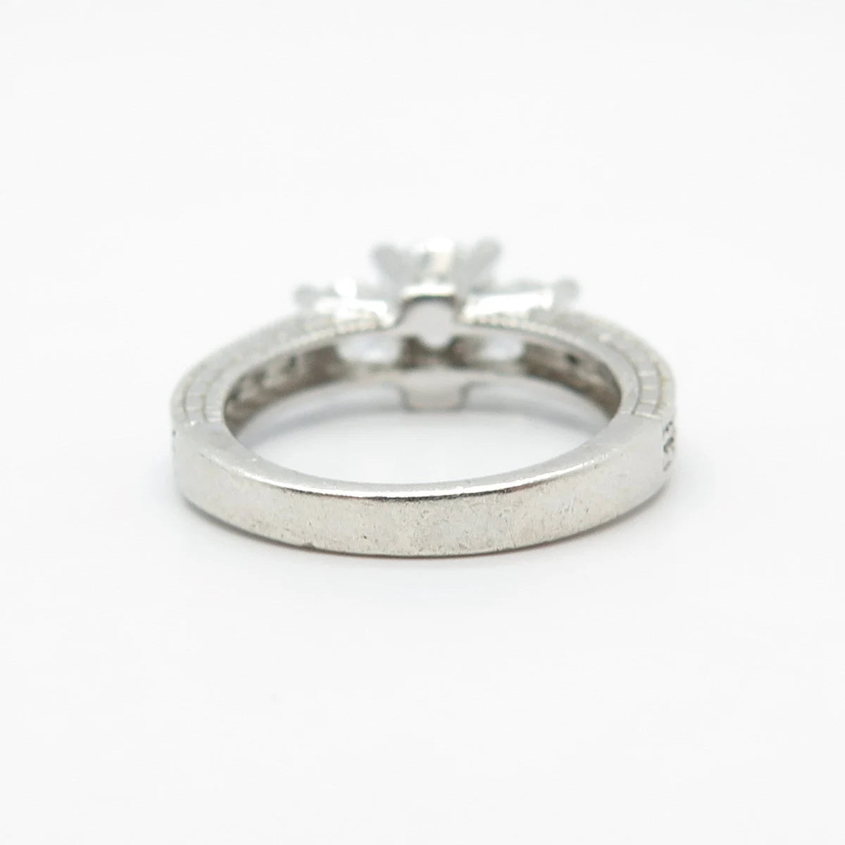 925 Sterling Silver Nevada Silver Round-Cut C Z Ring Size 5.25