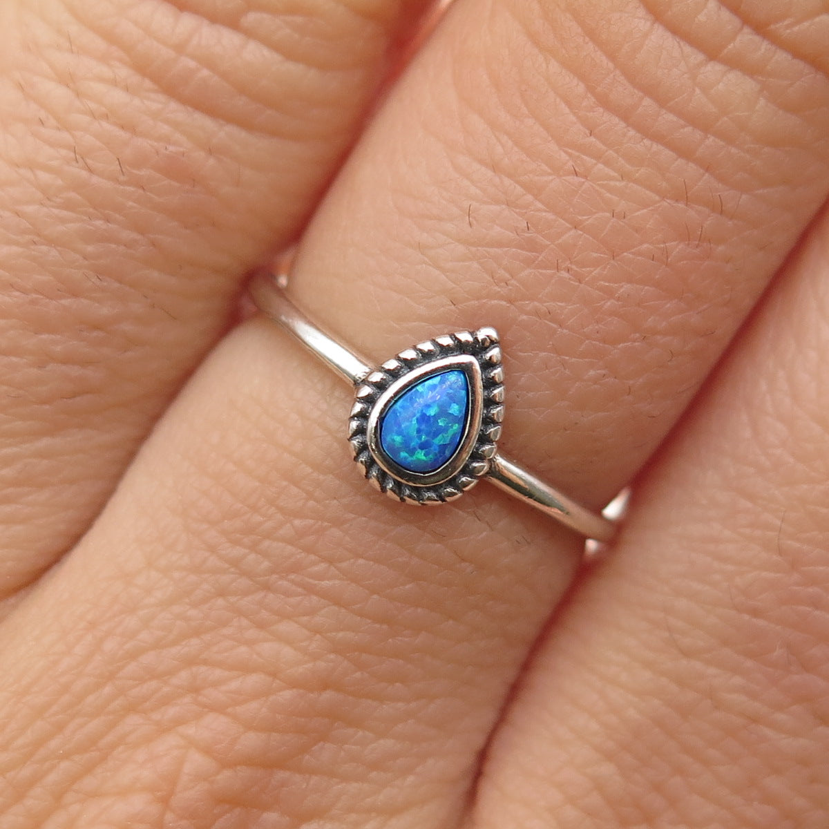 925 Sterling Silver Vintage Real Opal Teardrop Oxidized Ring Size 6