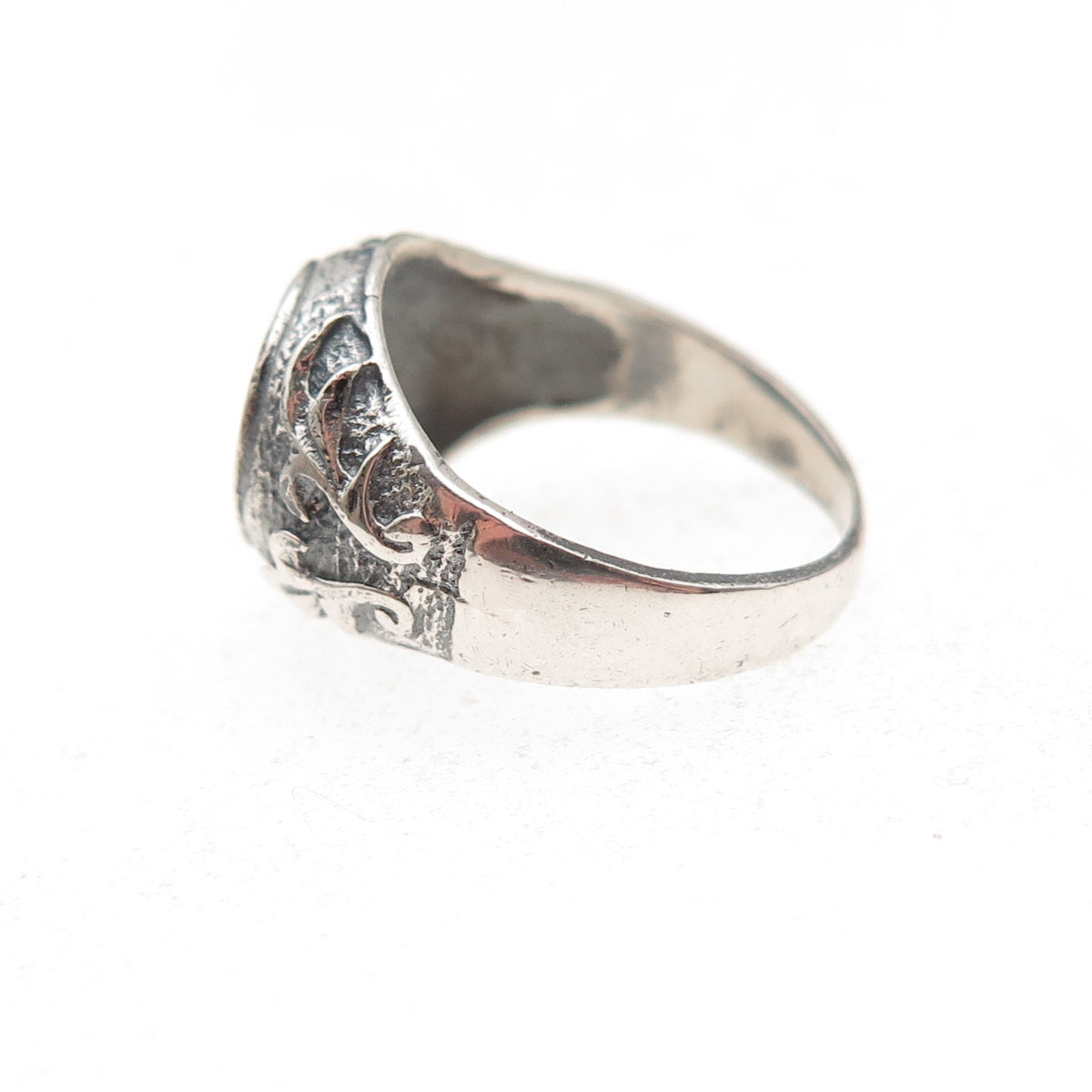 925 Sterling Silver Vintage Heart Oxidized Signet Ring Size 4