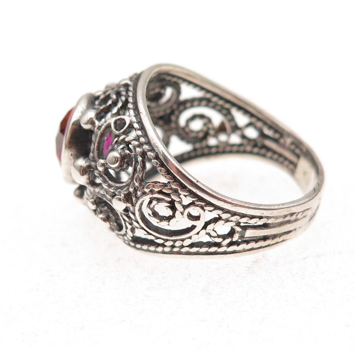 875 Silver Vintage Lab-Created Ruby Swirl Oxidized Ring Size 7.5