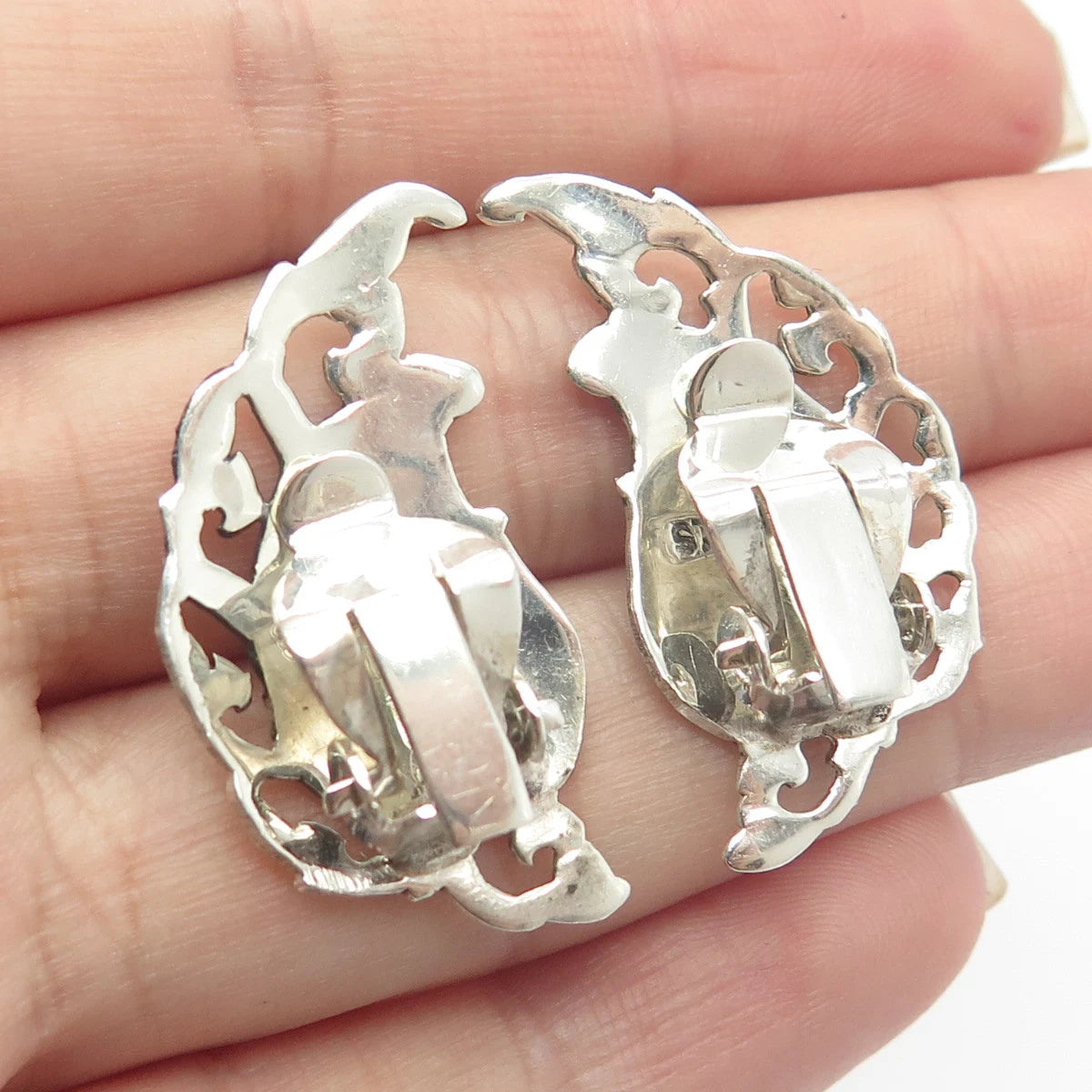 925 Sterling Silver Vintage SIAM Niello Hindu Goddess Clip On Earrings