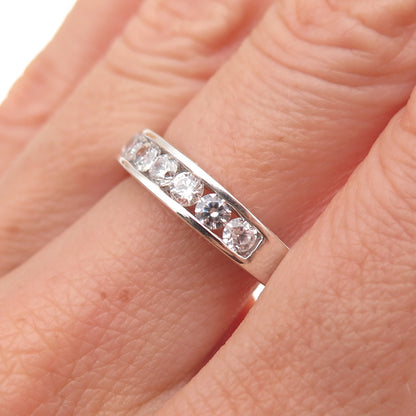 925 Sterling Silver Round-Cut C Z Ring Size 7.25