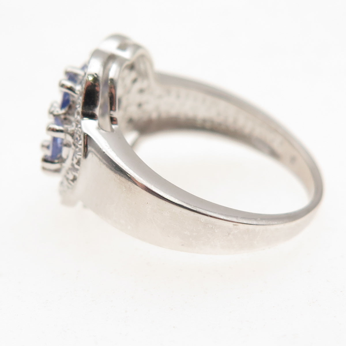 925 Sterling Silver Real Oval-Cut Tanzanite Floral Ring Size 7