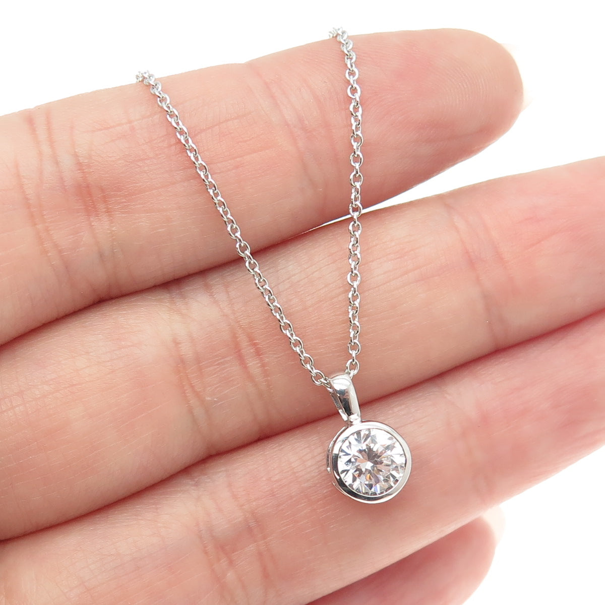 925 Sterling Silver Round-Cut Shaped C Z Pendant Rolo Chain Necklace 18"